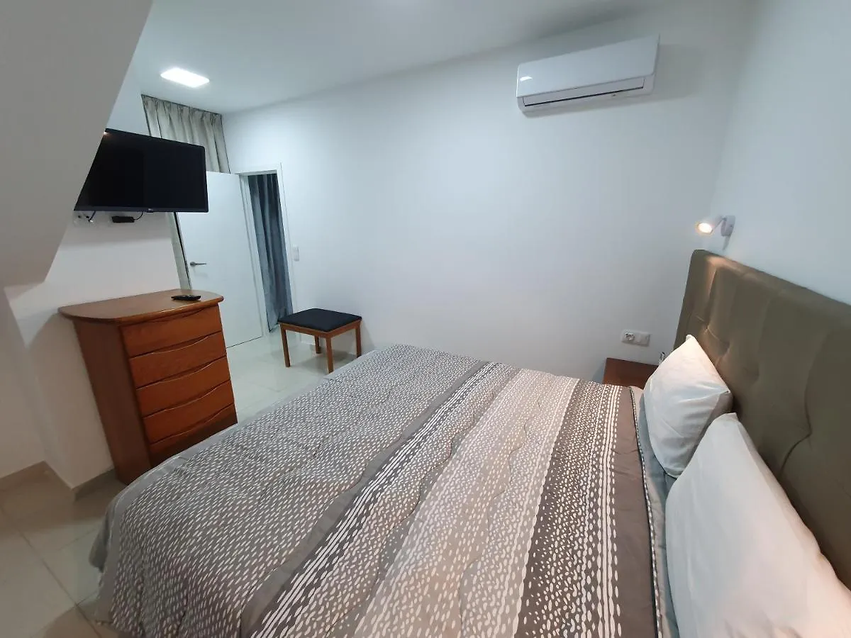 Apartamentos Navio Azul Funchal  Apartment Funchal (Madeira)