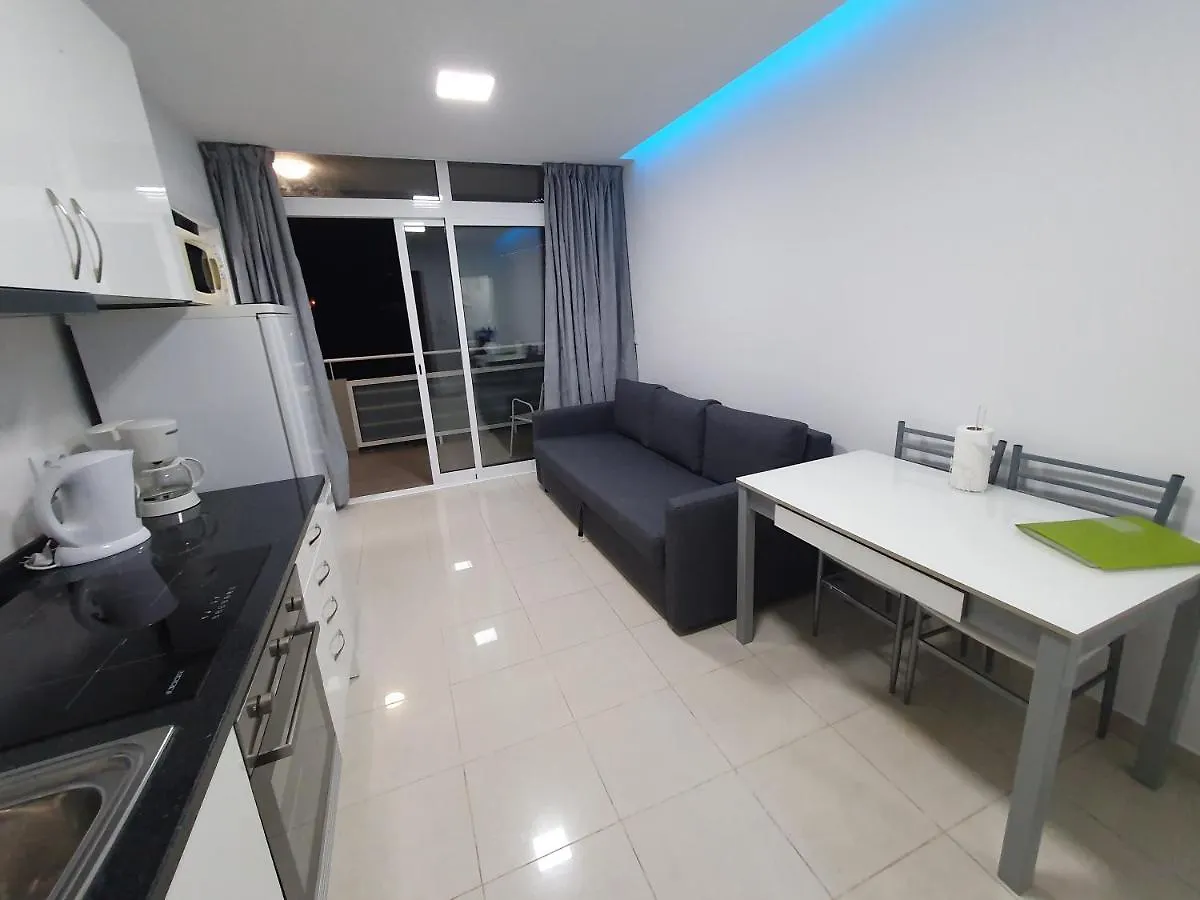 פונשל Apartamentos Navio Azul