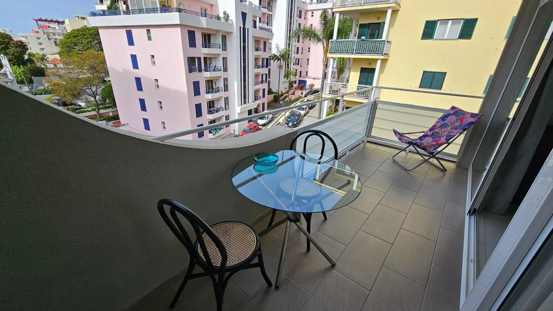Apartamentos Navio Azul Funchal  Apartment Funchal (Madeira)
