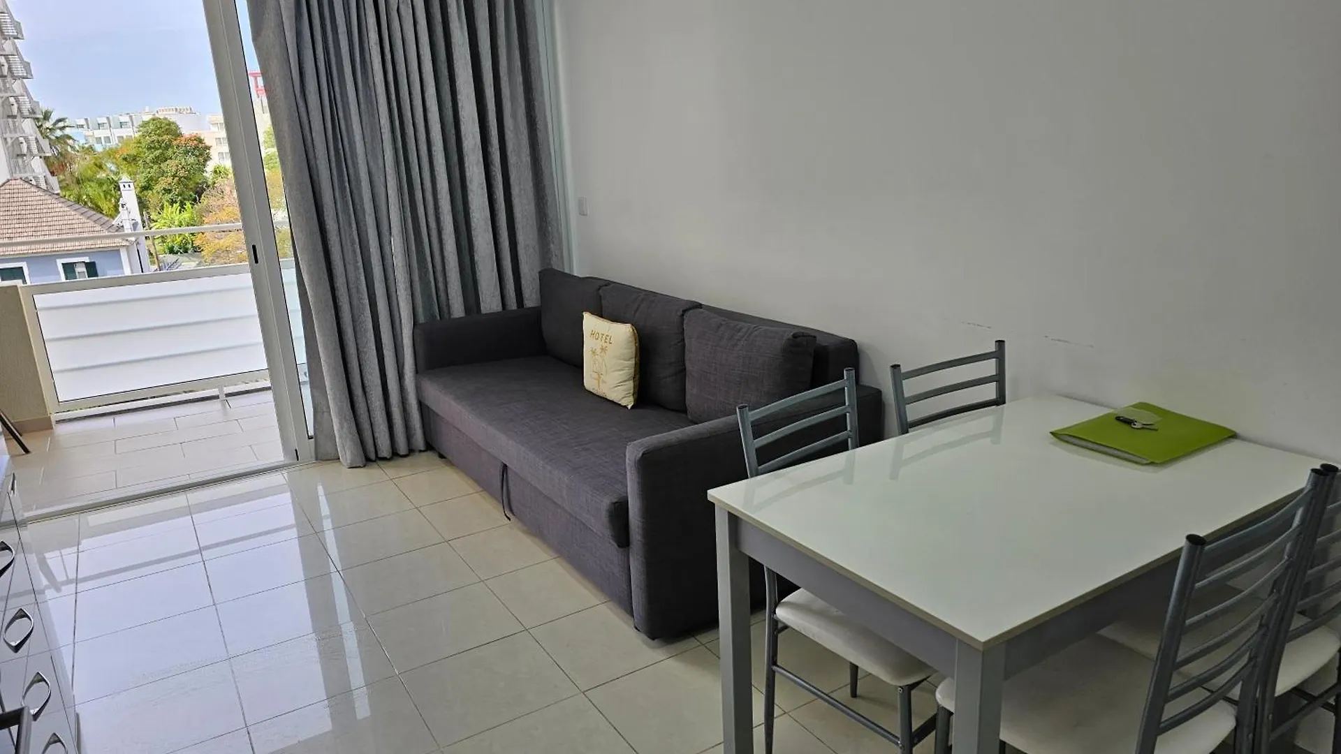 Apartamentos Navio Azul Funchal  0*, Funchal (Madeira) Portugal