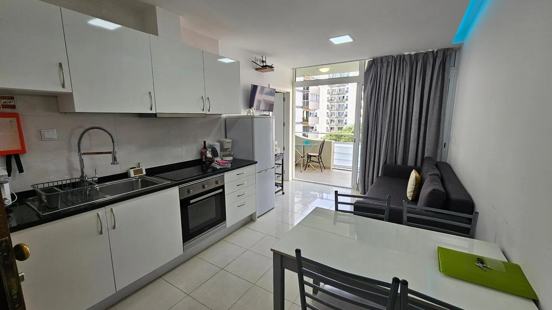 Apartamentos Navio Azul Funchal  Appartement