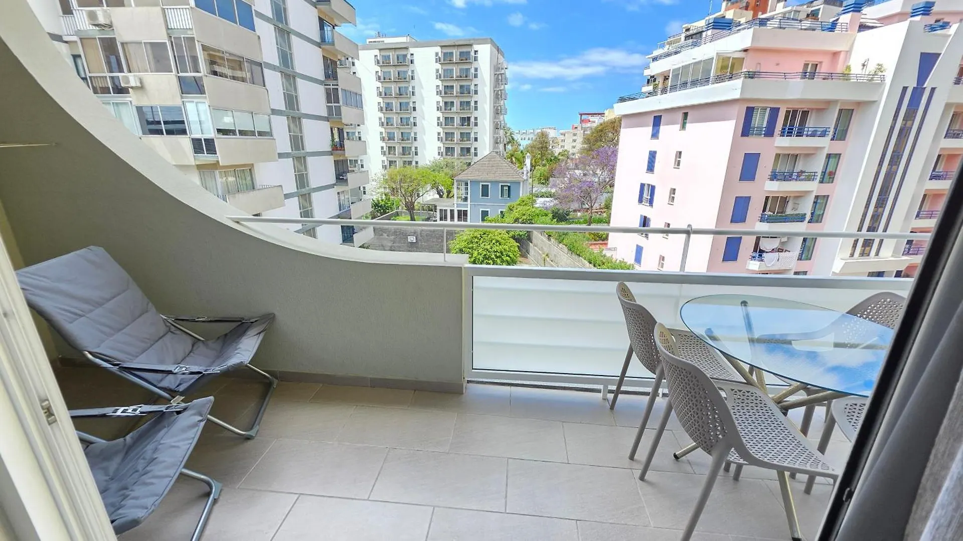 Apartamentos Navio Azul Funchal